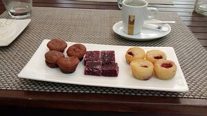 20150806_IMG_144037073_MotoG-JEB